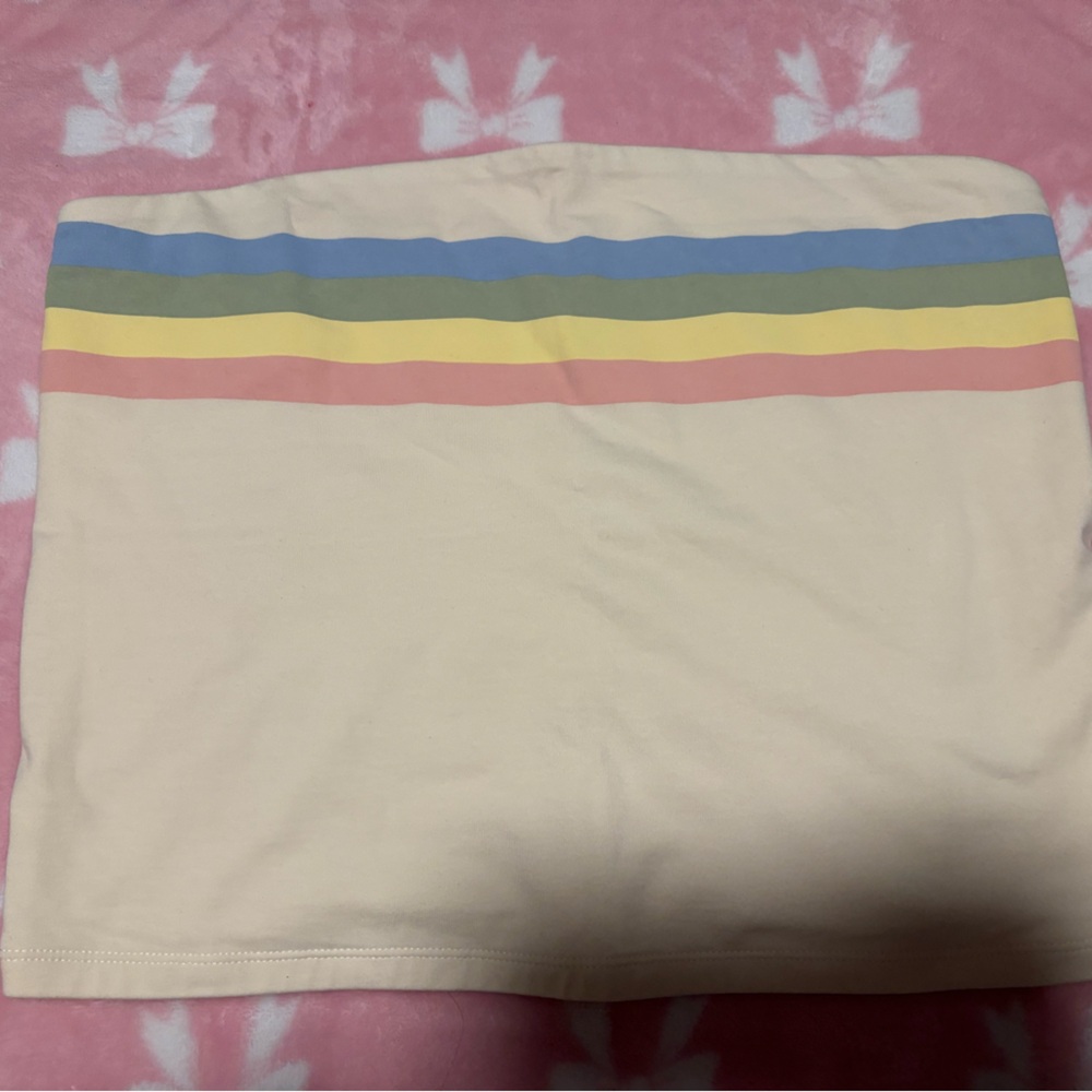 Women’s top LOT